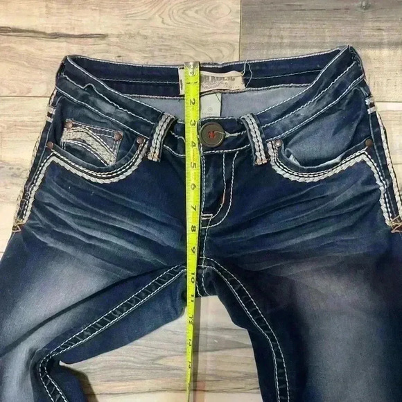 Hydraulic dark wash Gramercy, Capri jeans, decor pockets, women’s size 4 ￼ - Picture 6 of 9